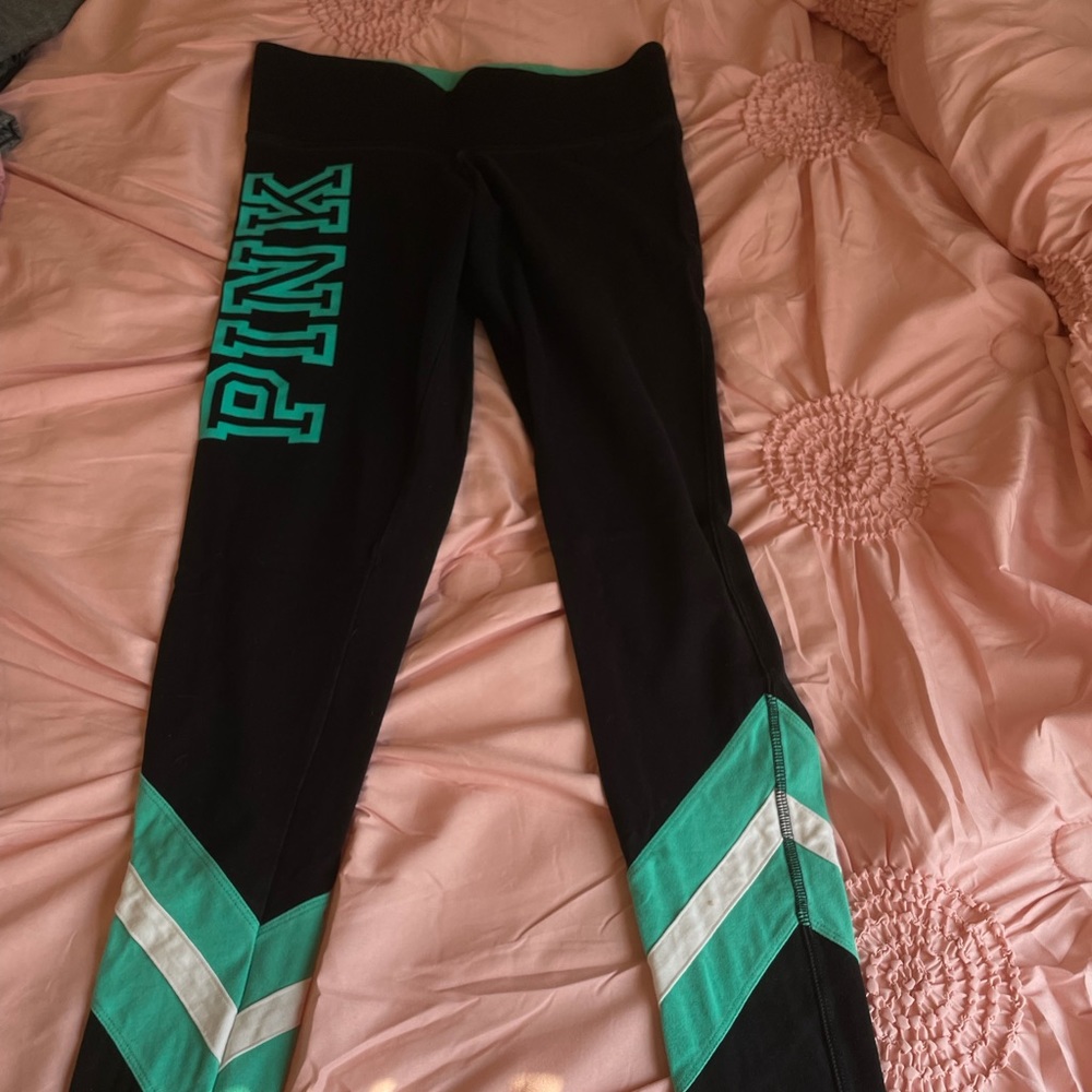 Pink Vs leggings
